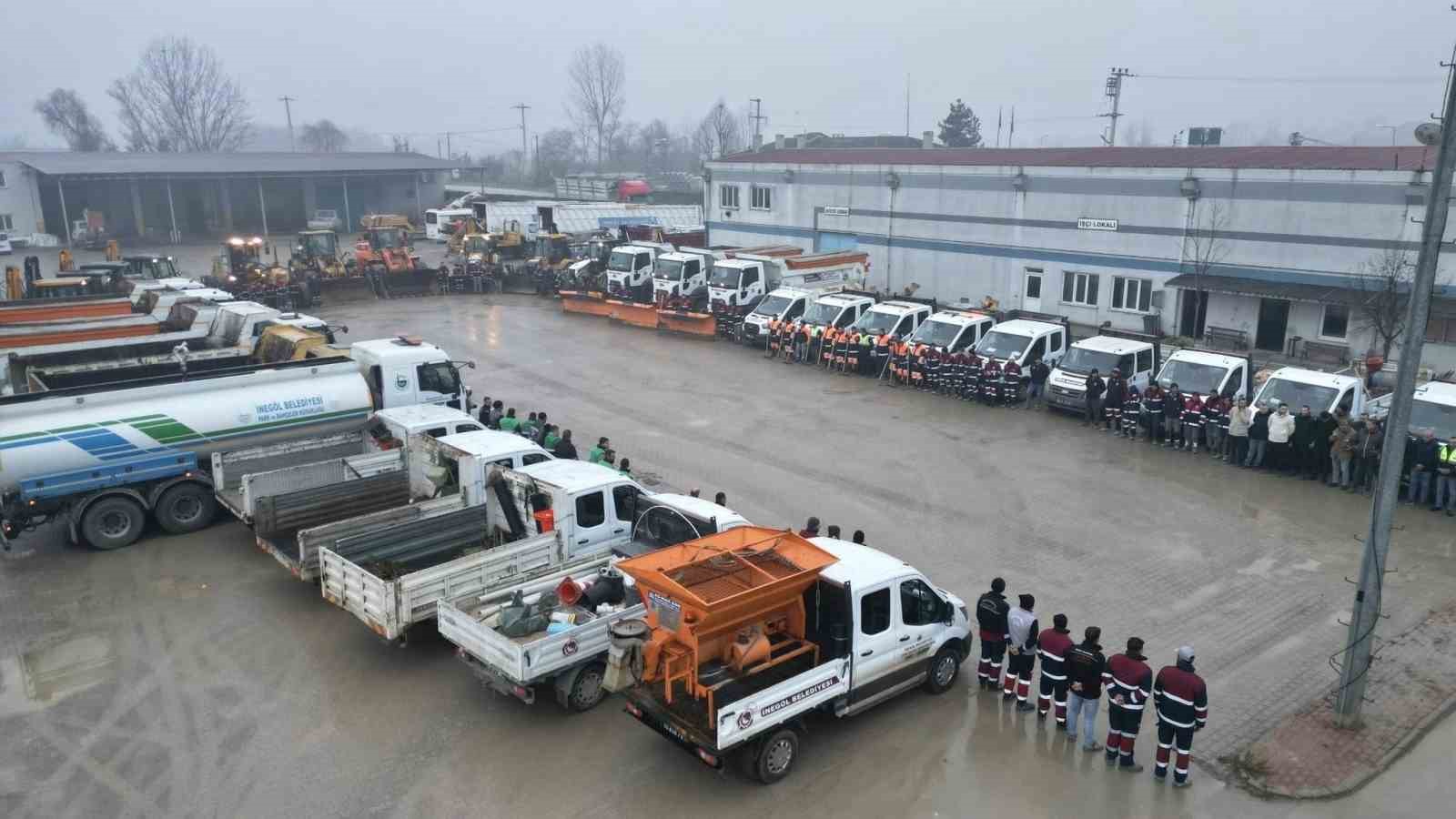 İneg&ouml;l Belediyesi&rsquo;nde kış hazırlıkları tamam
