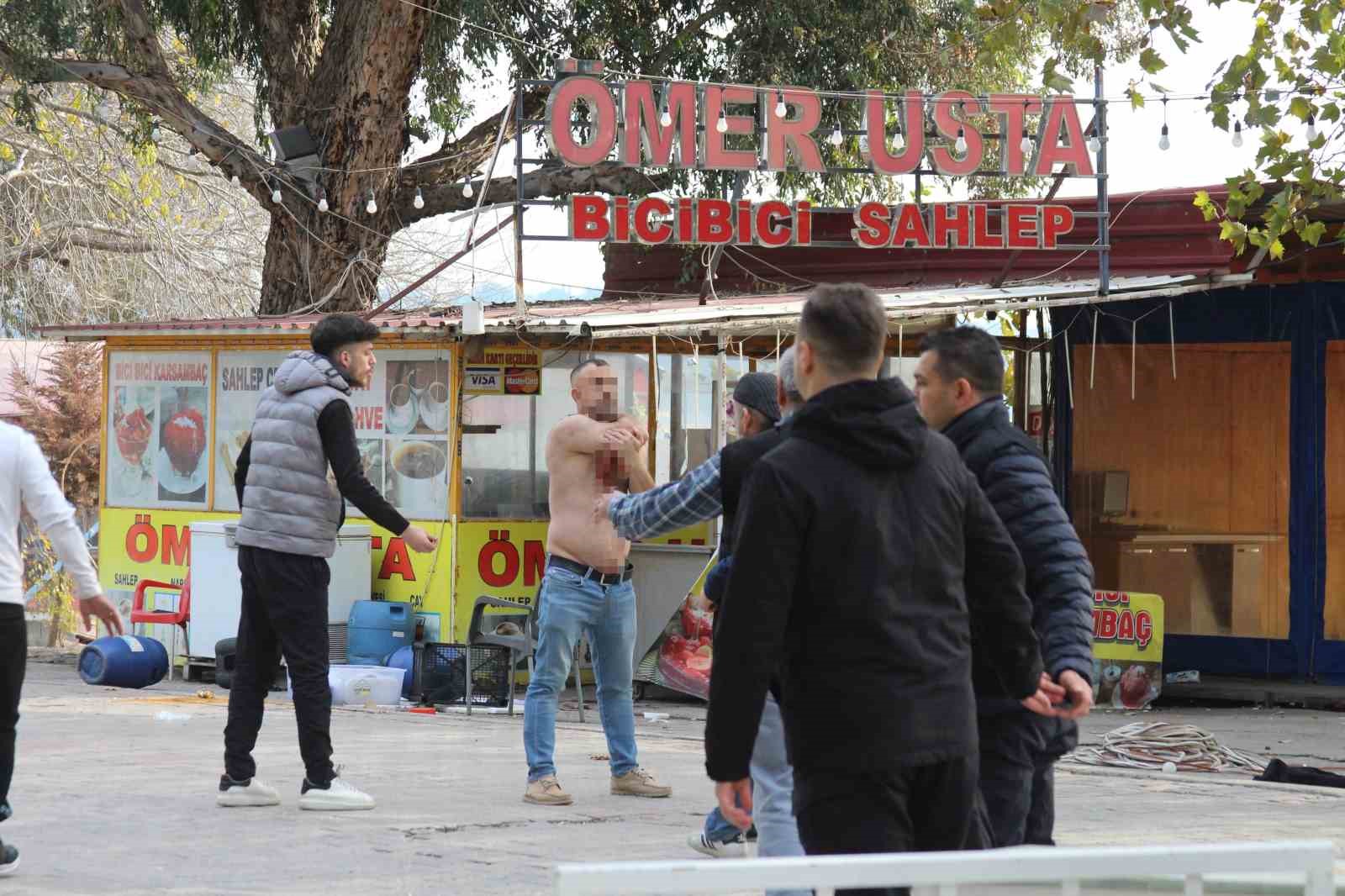 Yıkım sırasında g&ouml;zaltına alınan 2 şahıs tutuklandı
