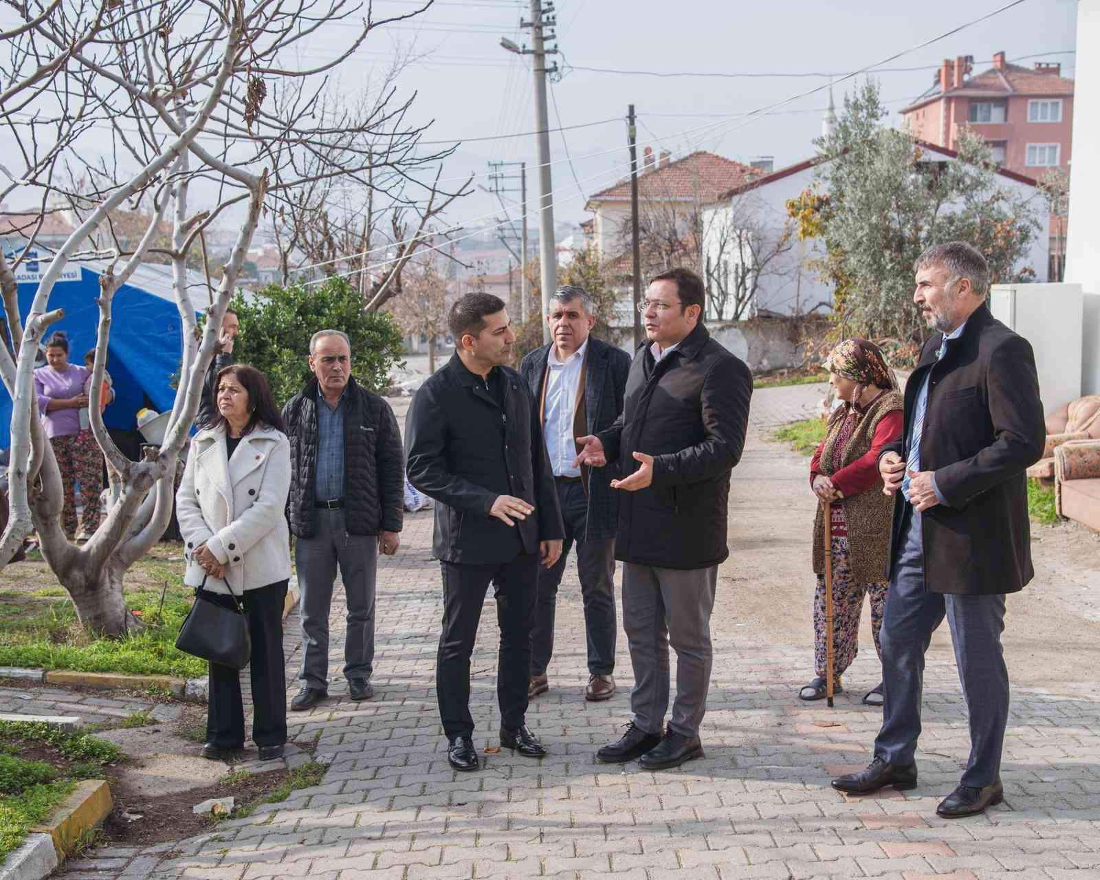 Başkan Günel’den Sındırgı’ya dayanışma ziyareti