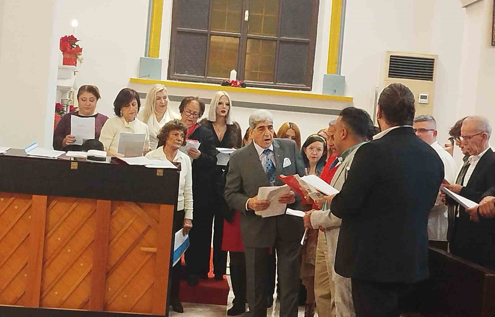 Mersin&rsquo;de Rum Ortodoks Kilisesi&rsquo;nde Noel ayini d&uuml;zenlendi
