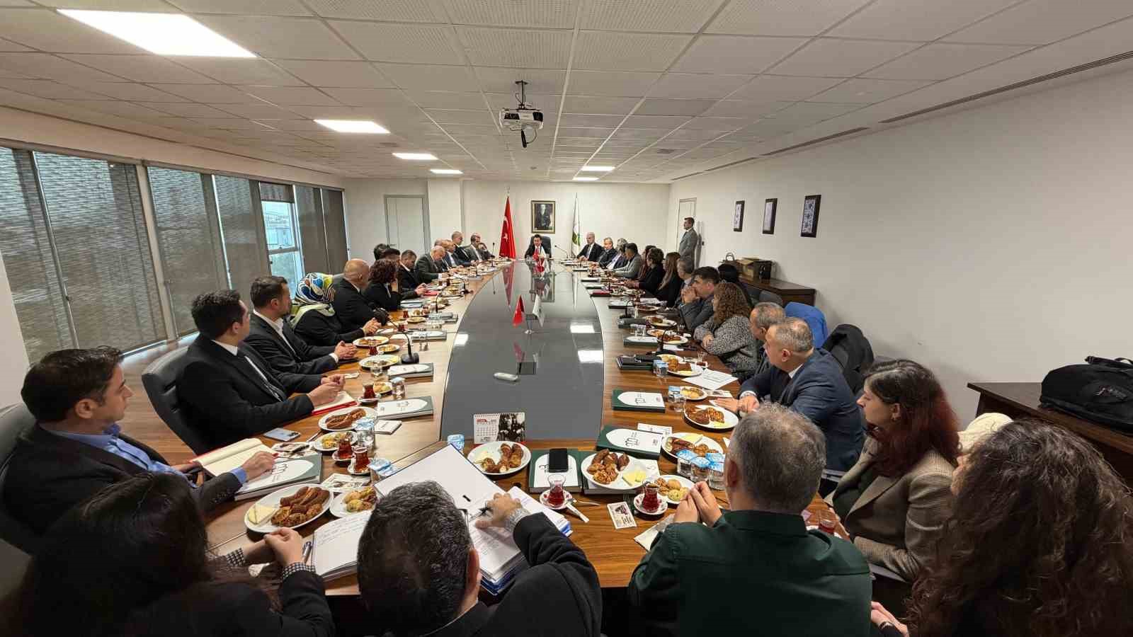 Osmangazi Belediyesi’nde yıl sonu değerlendirme toplantısı gerçekleştirildi