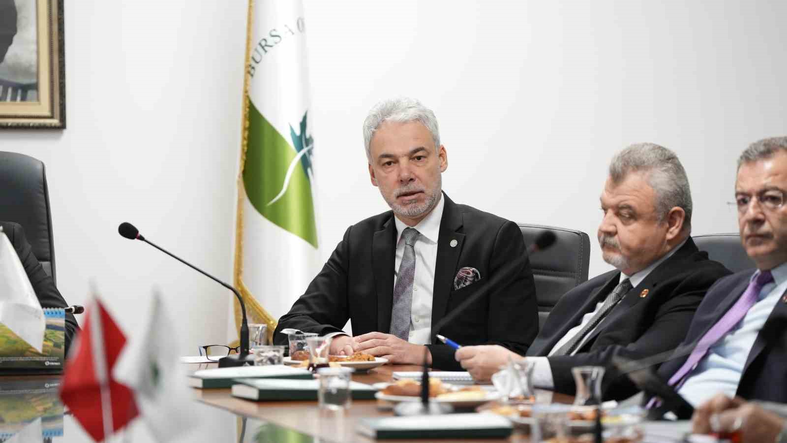 Osmangazi Belediyesi&rsquo;nde yıl sonu değerlendirme toplantısı ger&ccedil;ekleştirildi
