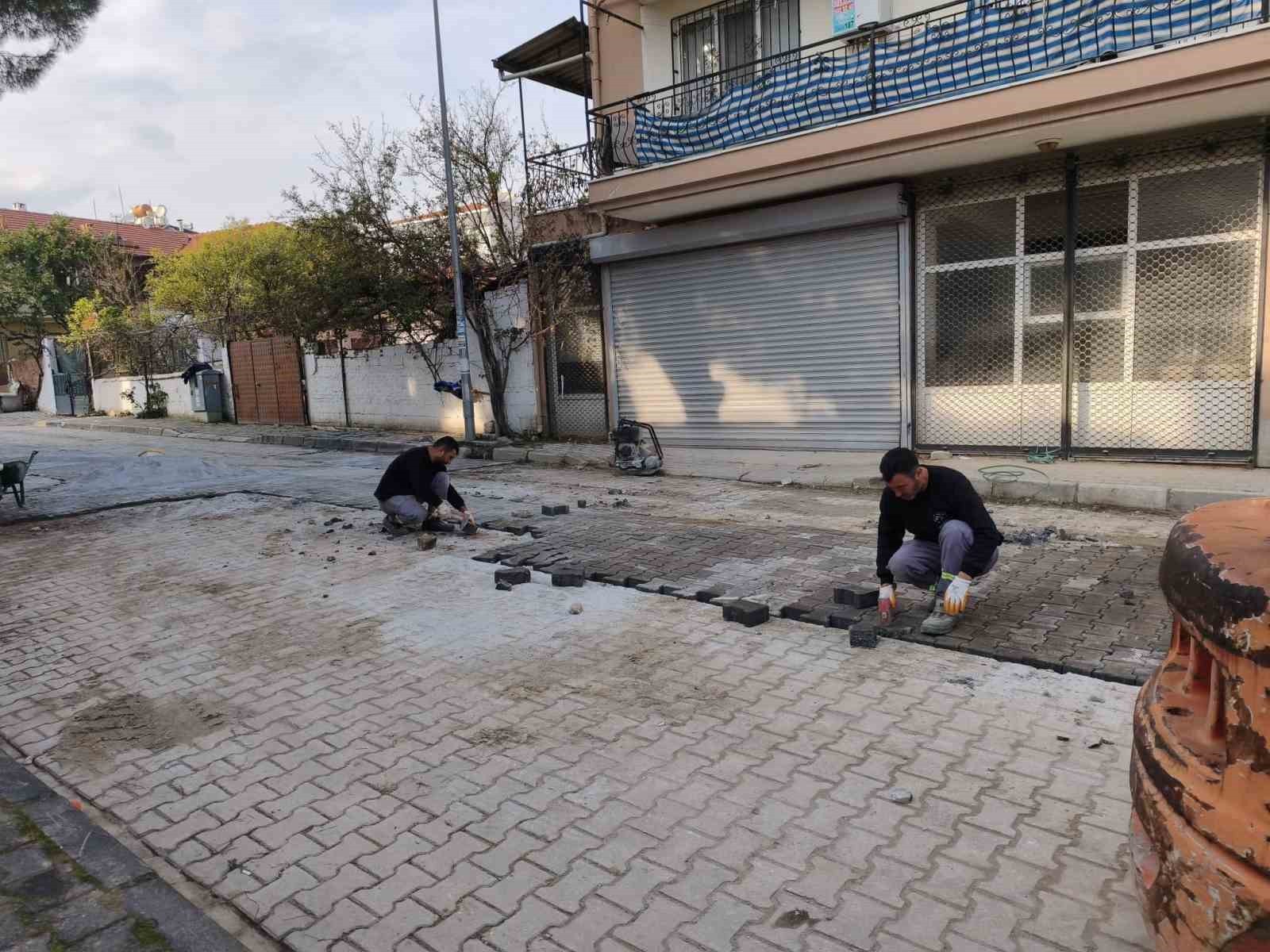 Germencik&rsquo;te belediye ekiplerinin &ccedil;alışmaları devam ediyor
