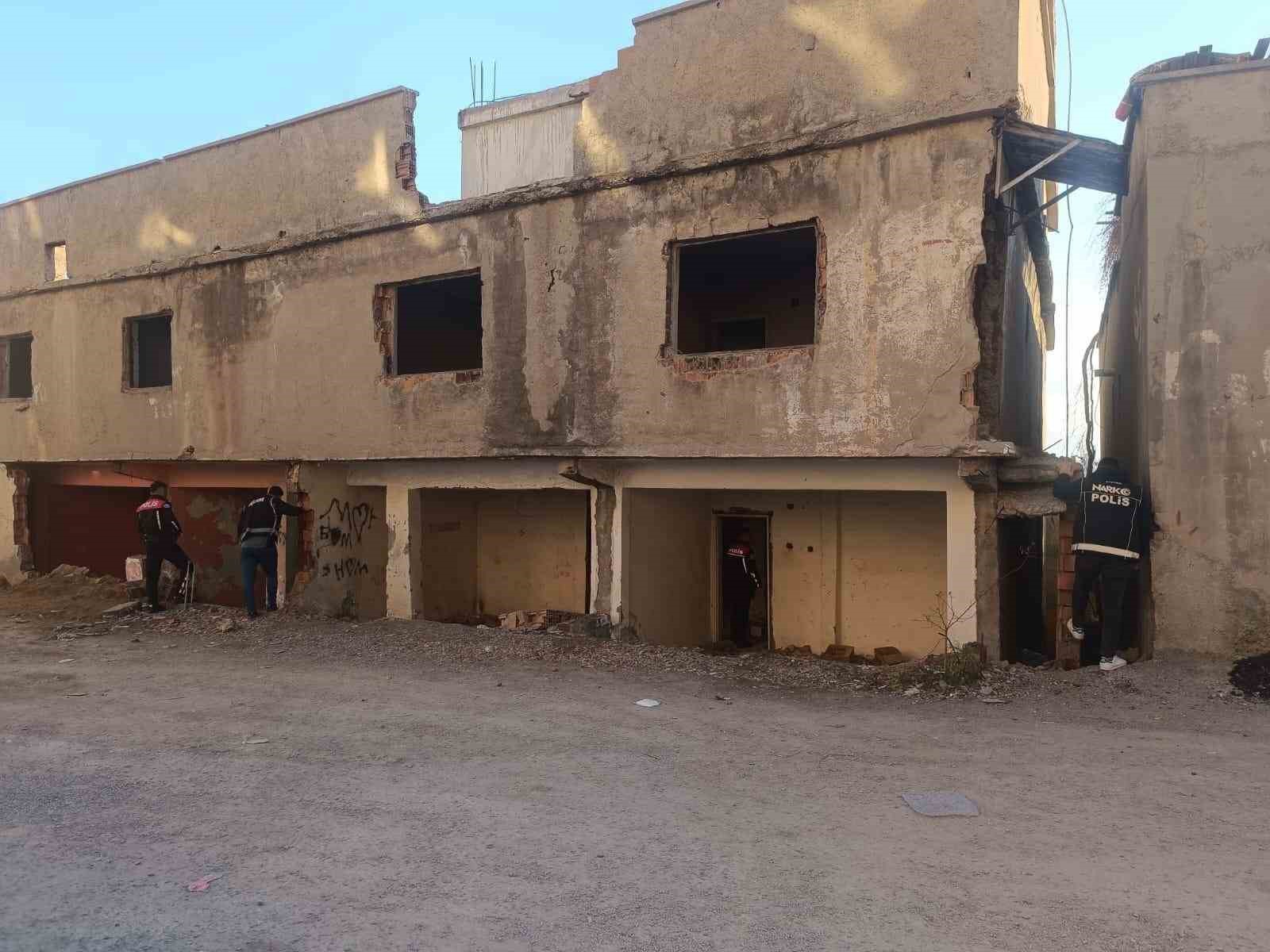 Şırnak&rsquo;ta narko-alan uygulaması: 6 ş&uuml;pheli yakalandı
