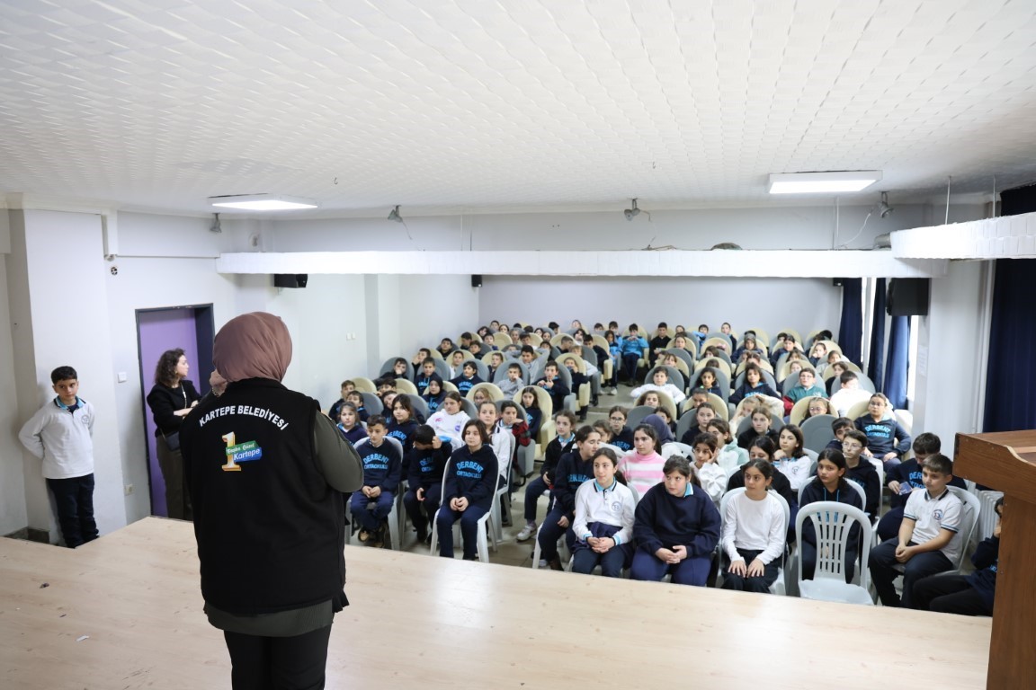 Kartepe&rsquo;de &ouml;ğrencilere "sıfır atık" eğitimi verildi
