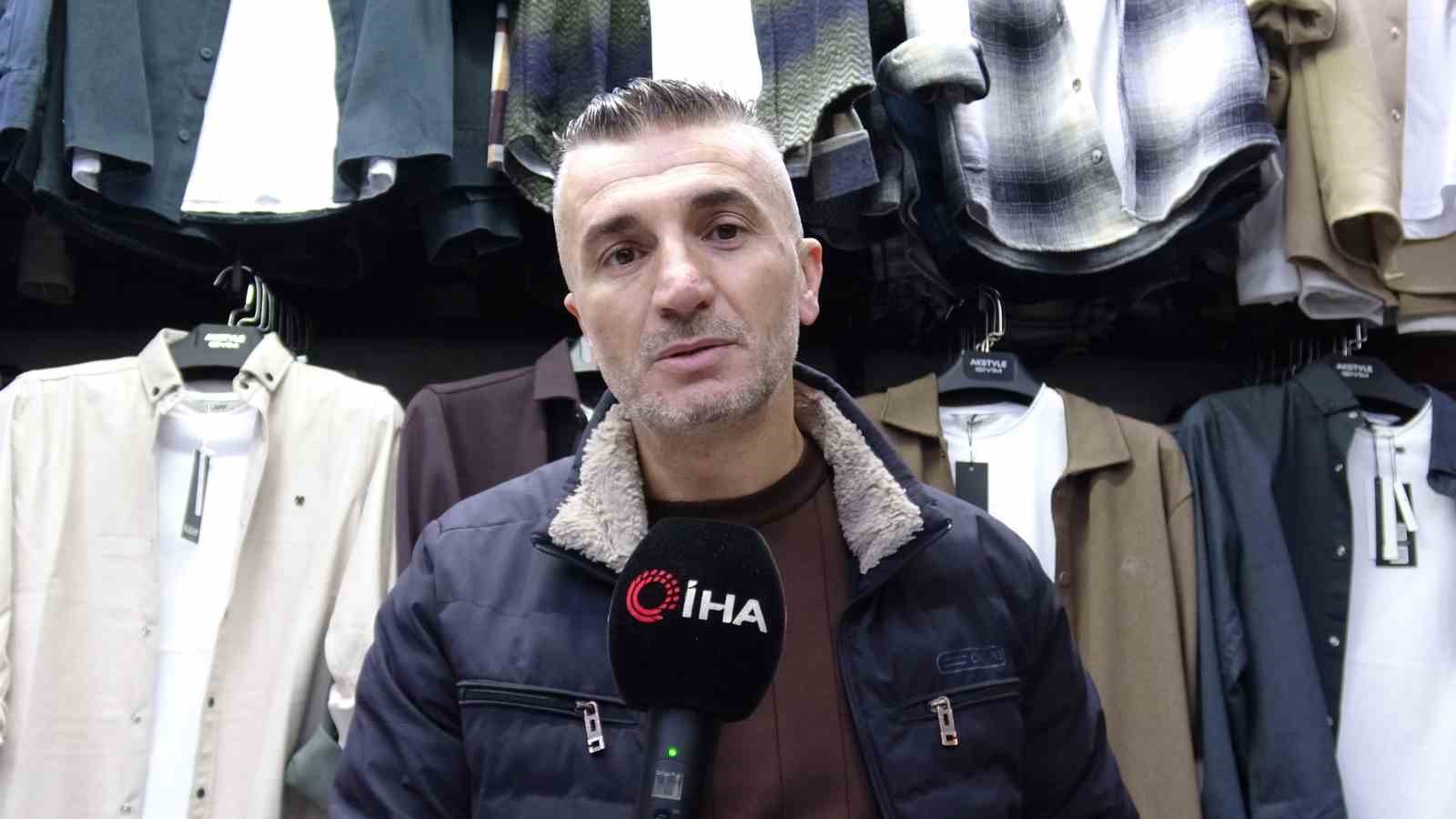 Malatya&rsquo;da down sendromlu gen&ccedil; ile esnafın diyaloğu y&uuml;rekleri ısıttı
