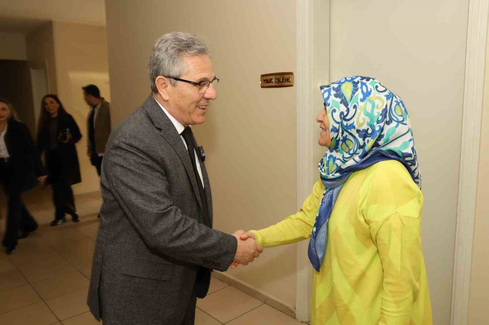 İsabeyli&rsquo;de kadınlar &uuml;retiyor Nazilli Belediyesi destekliyor
