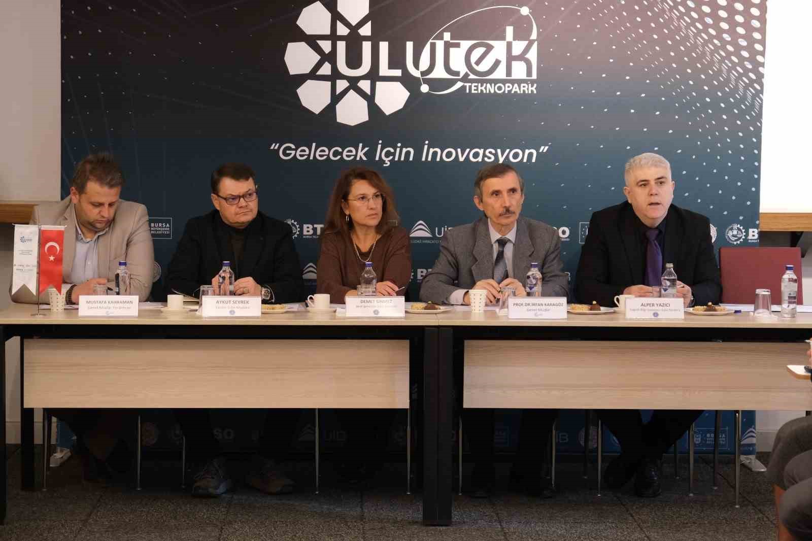 Teknoloji Sahnesi’nde akıllı şehircilik konuşuldu