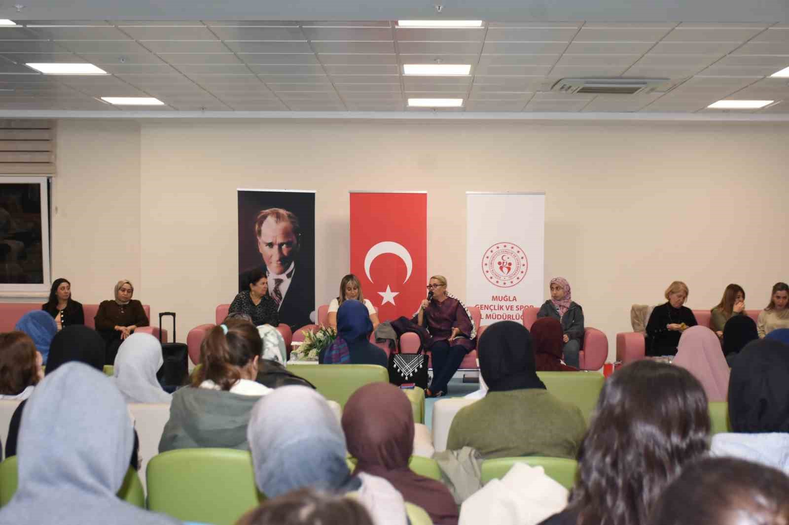 Filistin davasının sembol isimleri &lsquo;Sumud&rsquo; kahramanları gen&ccedil;ler ile buluştu
