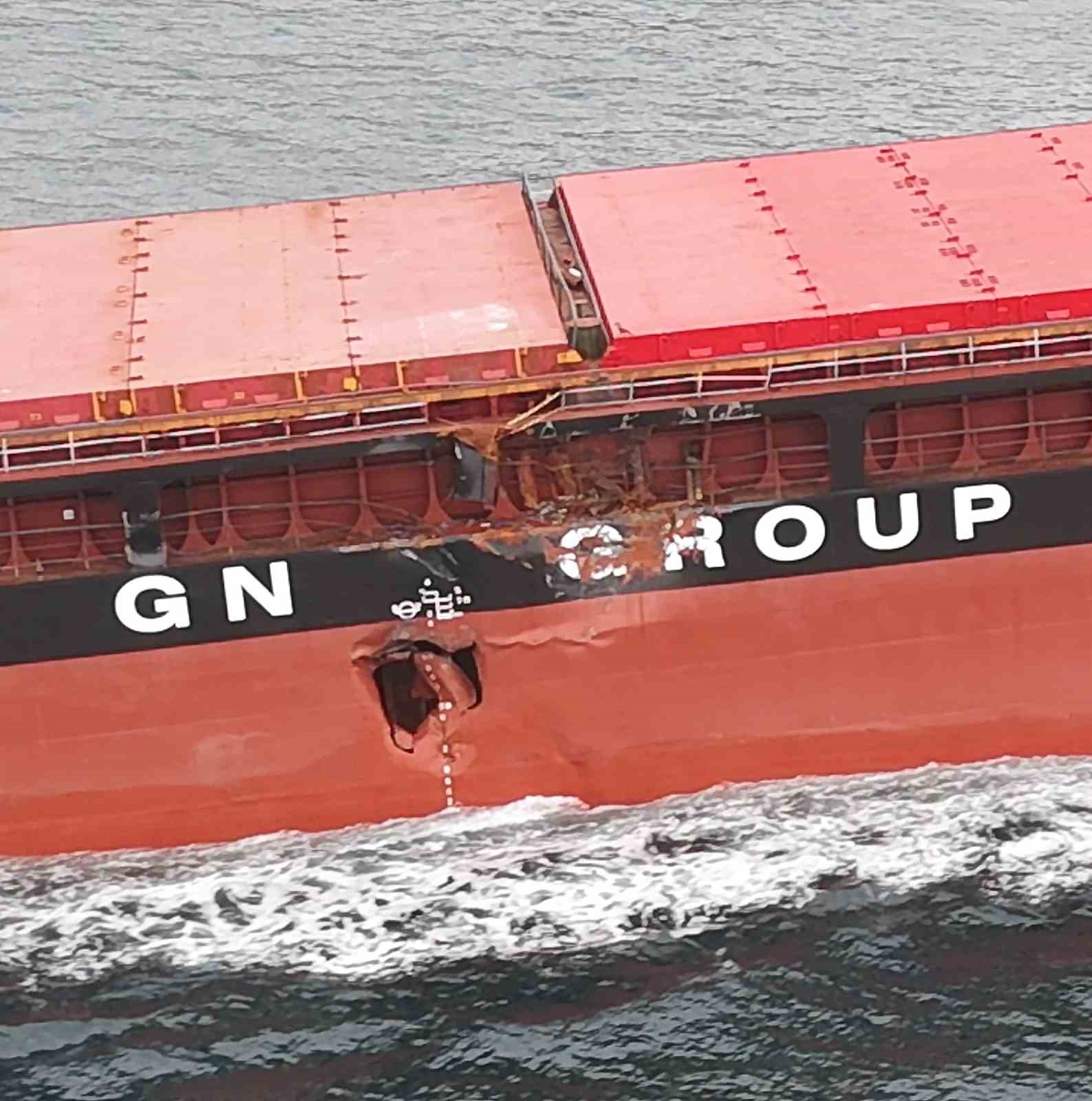 Romanya&rsquo;da kazaya karışan T&uuml;rk gemisi İstanbul Boğazı&rsquo;ndan ge&ccedil;ti
