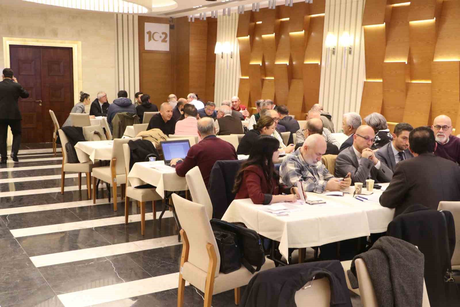 ATO Y&ouml;netim Kurulu &Uuml;yesi Ak&ccedil;a: "Mesleki eğitim, &uuml;retimin niteliğini ve toplumsal refahı doğrudan etkileyen stratejik bir kalkınma aracıdır"
