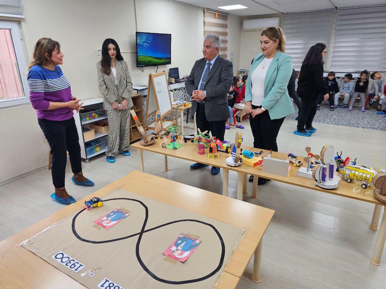 Milli Eğitim M&uuml;d&uuml;r&uuml; Anaokulunda minik &ouml;ğrencilerle buluştu
