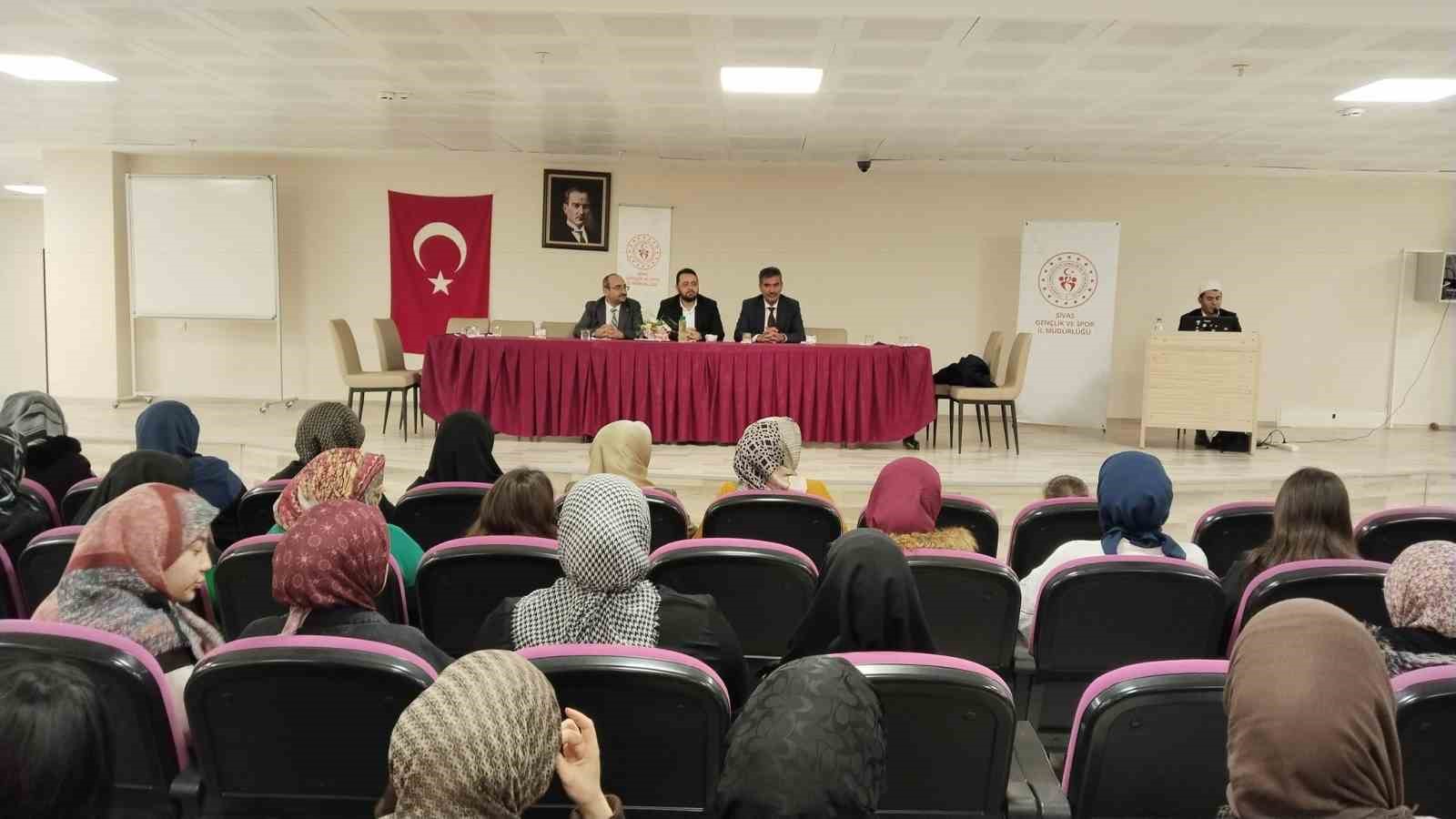 KYK yurdunda kandil programı ger&ccedil;ekleştirildi
