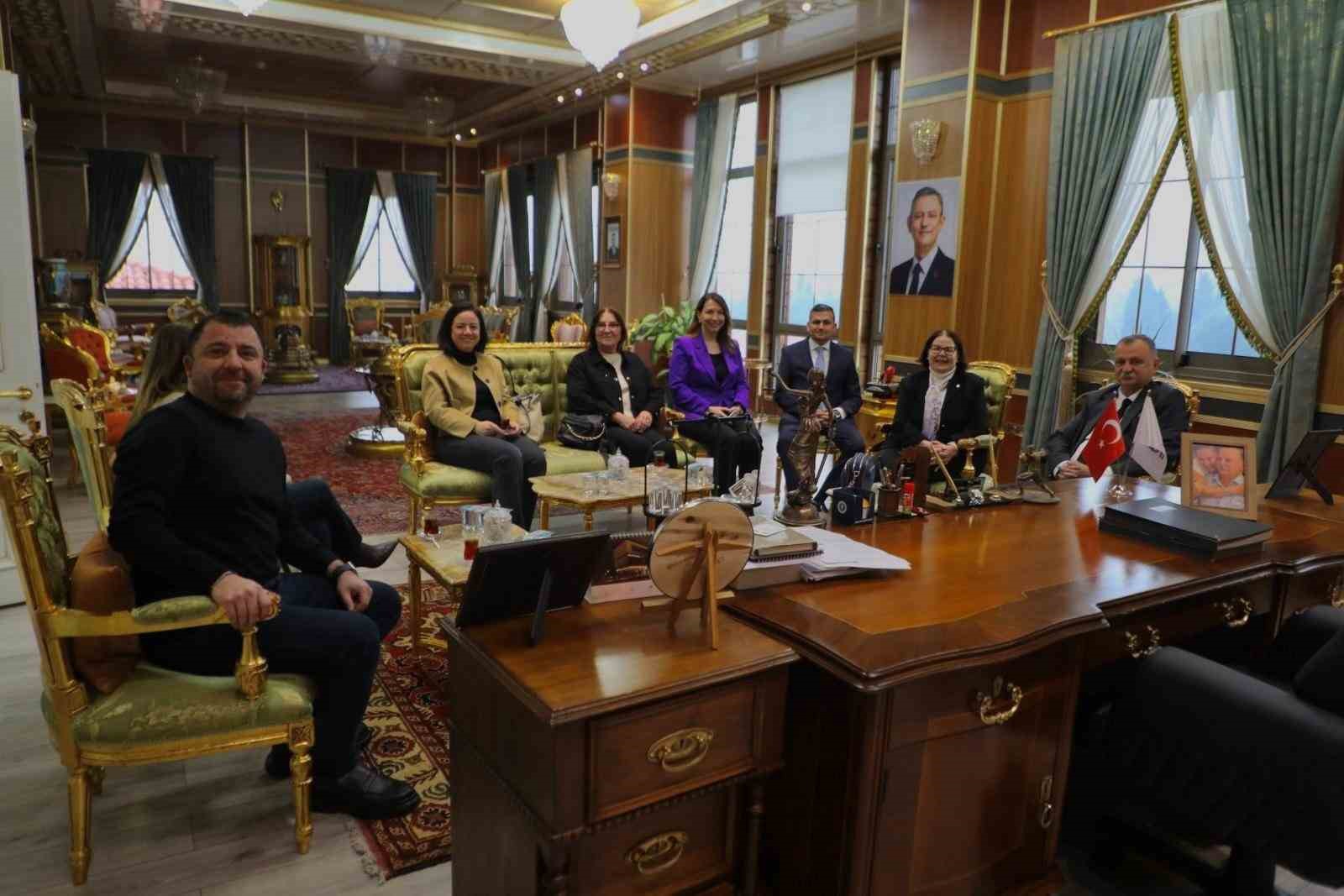 İmzalanan protokolle kanserde toplumsal bilin&ccedil; artırılacak
