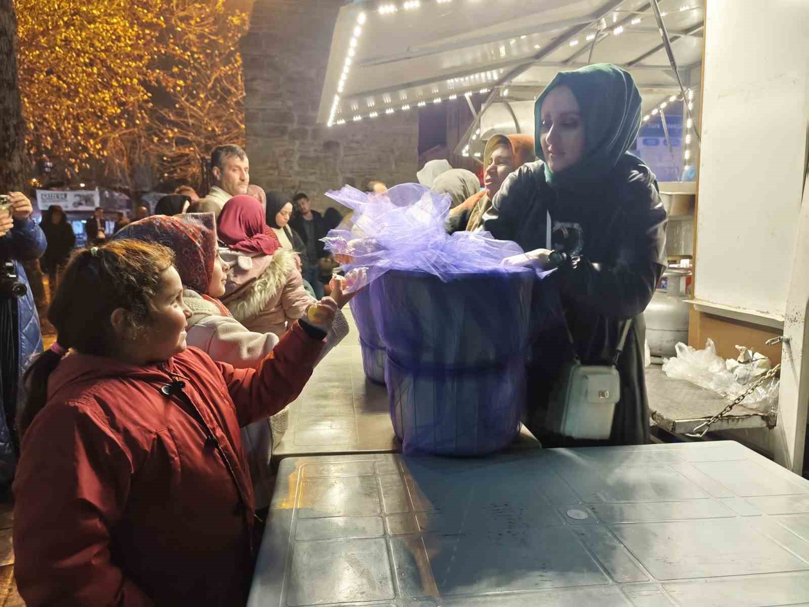 Beyşehir&rsquo;de fenerler yandı, &uuml;&ccedil; aylar başladı
