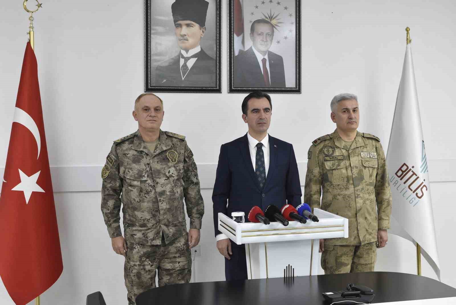 Vali Karakaya, 2025 yılında Bitlis&rsquo;te yaşanan asayiş olaylarını değerlendirildi
