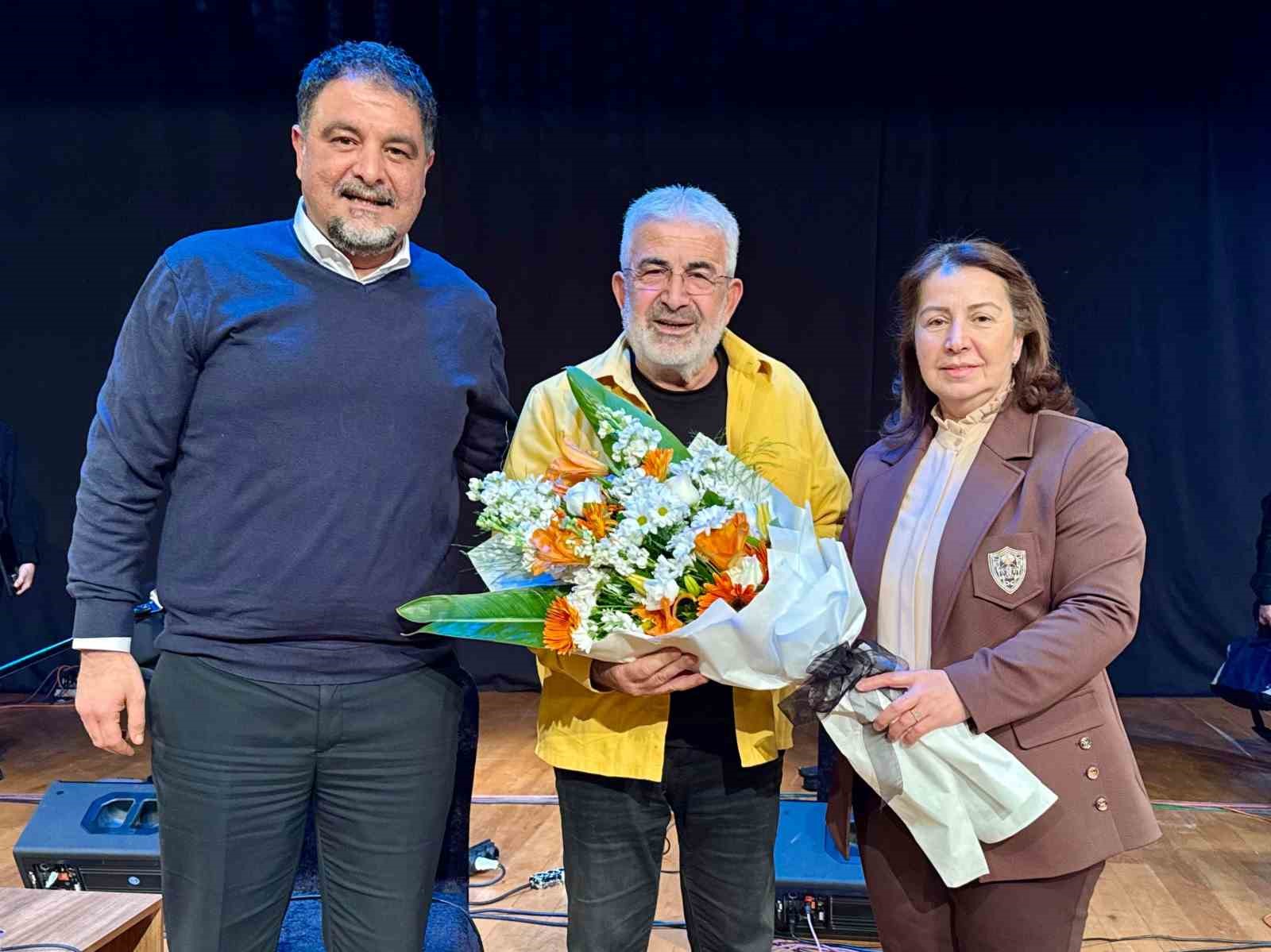 Şehitkamil’de 25 Aralık Coşkusu Kahramanlık Türküleri