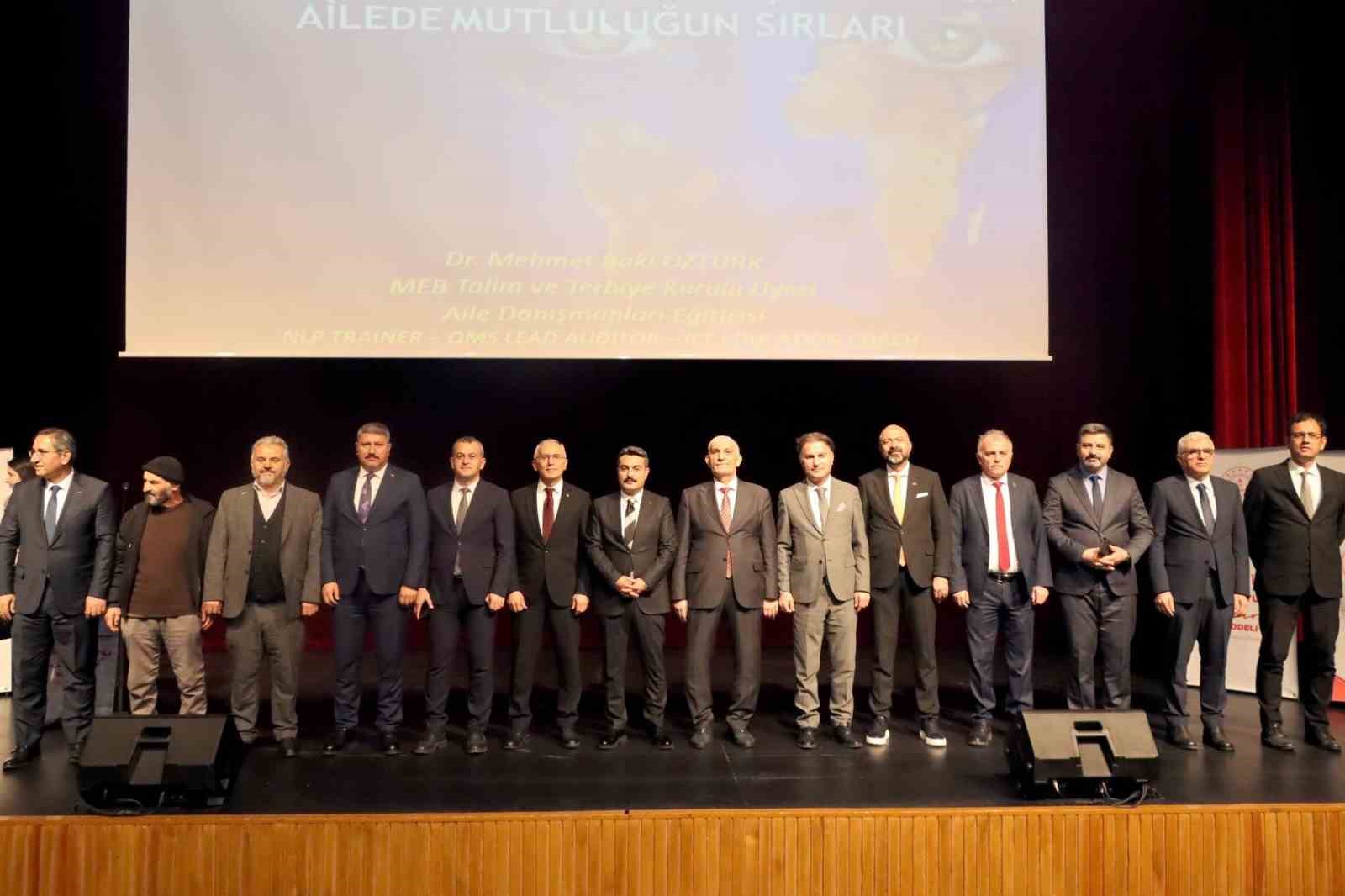 Güçlü ailenin önemi anlatıldı