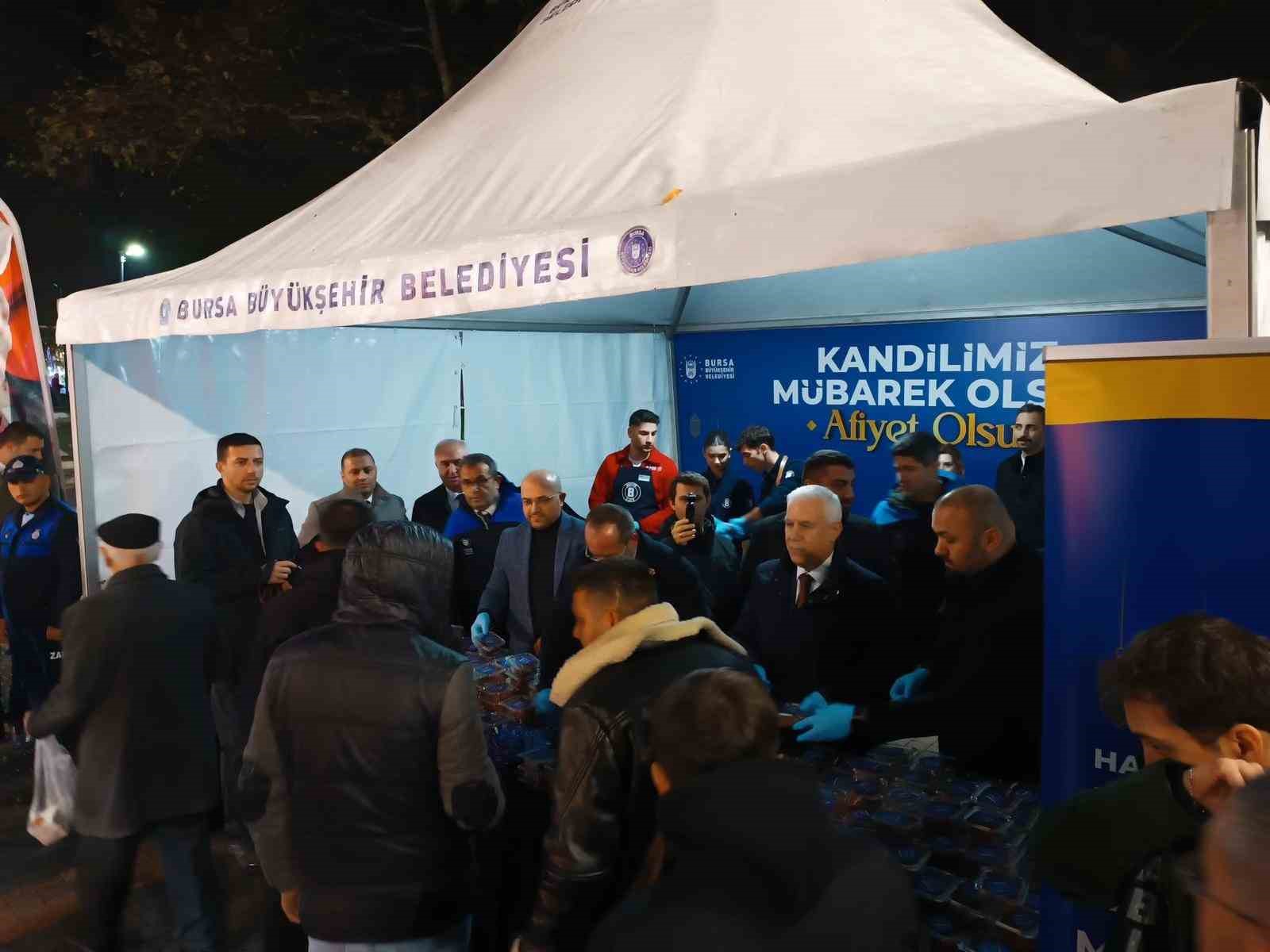 Regaip Kandili&rsquo;nde Bursalılar Ulu Cami&rsquo;de buluştu
