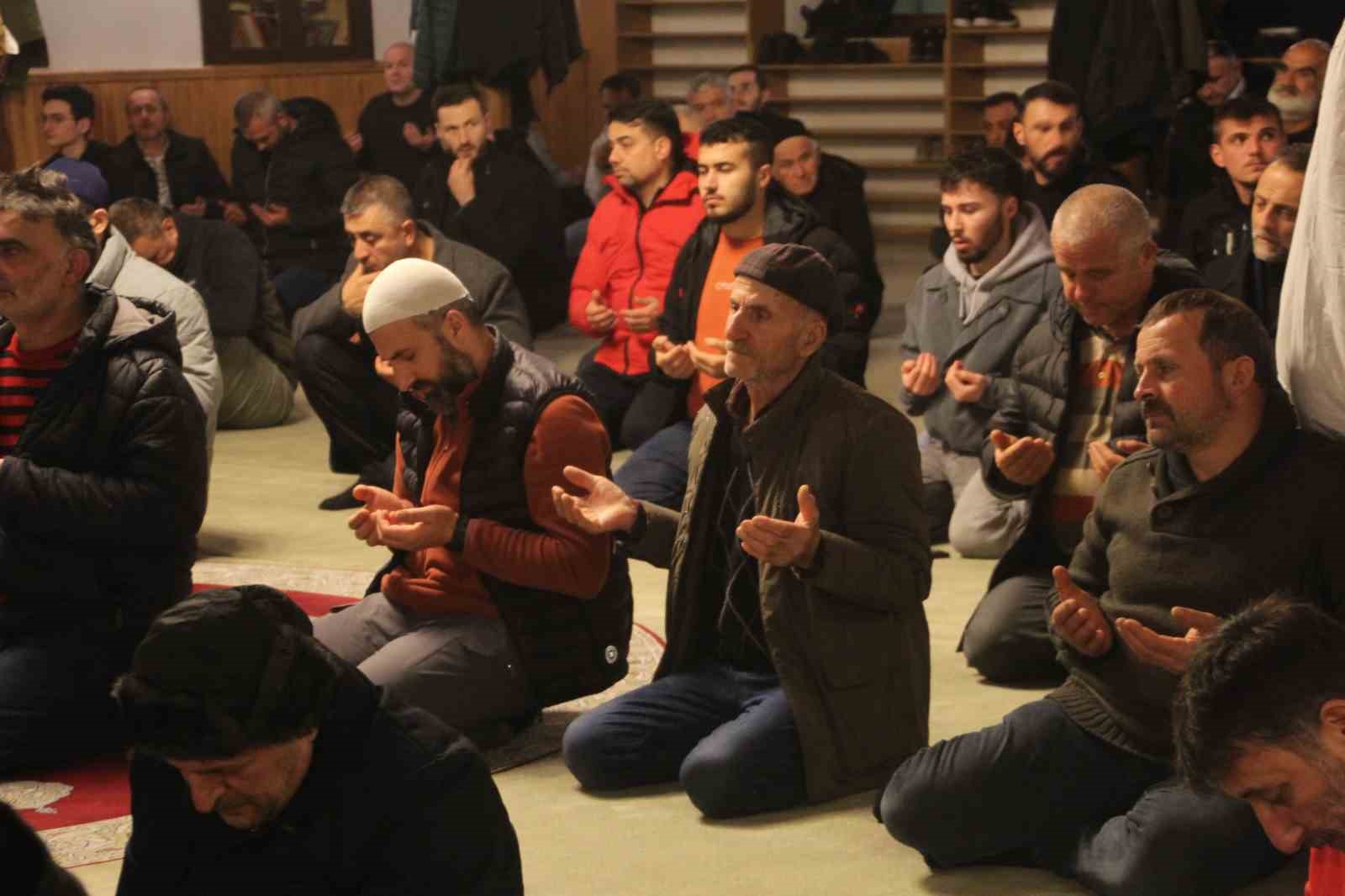 Ordu&rsquo;da Regaip Kandili idrak edildi
