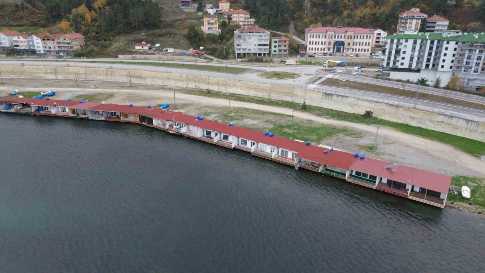 T&uuml;rkeli&rsquo;de ruhsatsız yapılara yasal işlem
