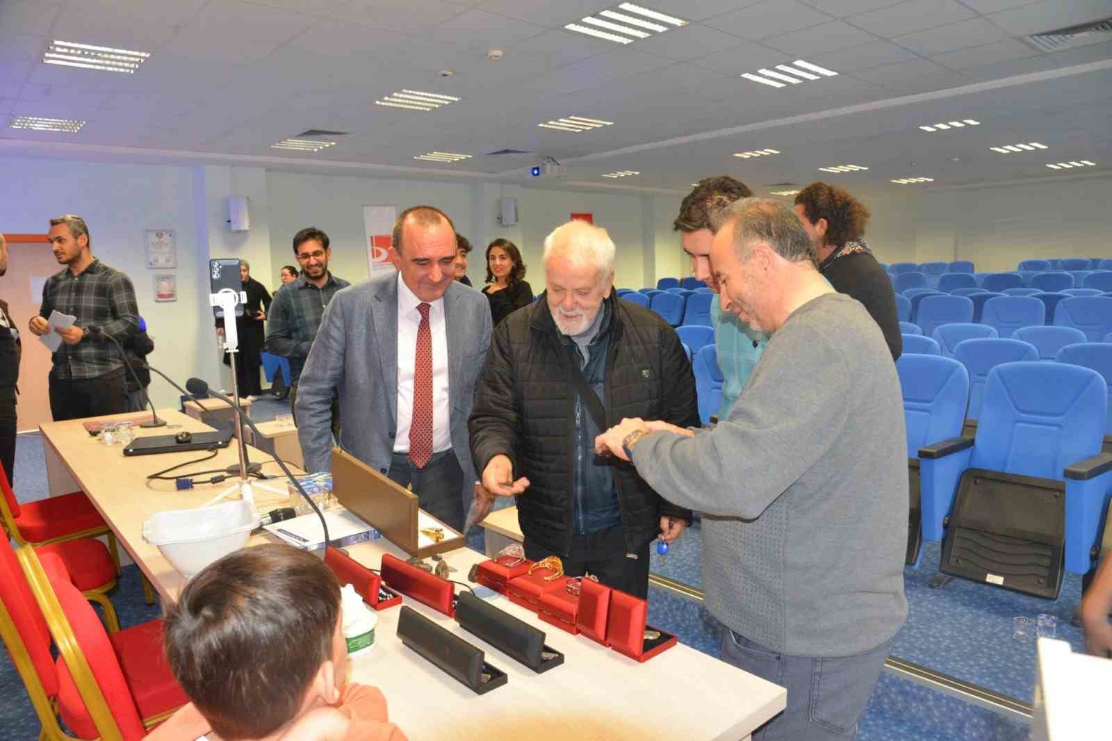 BŞEÜ’de ‘Göktaşı Avcısı’ semineri yoğun ilgi gördü