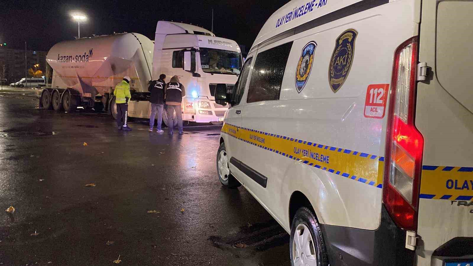 Tırın çarptığı iddia edilen yaya hayatını kaybetti, sürücü suçlamayı kabul etmedi