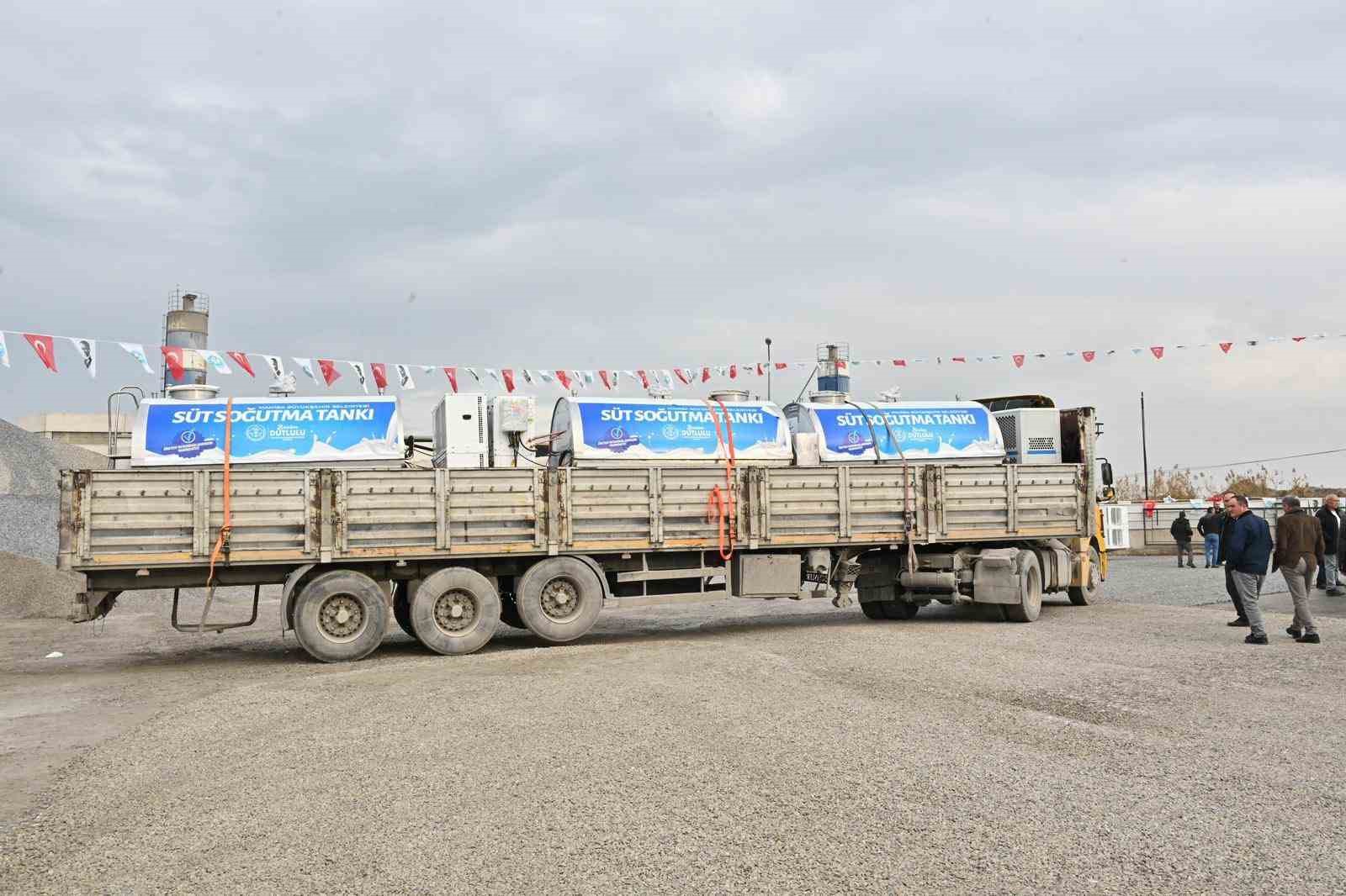 Salihli&rsquo;nin kırsal mahallelerine dev destek
