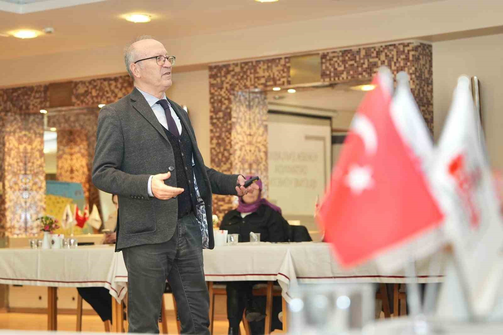 Yüksek enflasyon ortamında işletme yönetimi eğitimi verildi