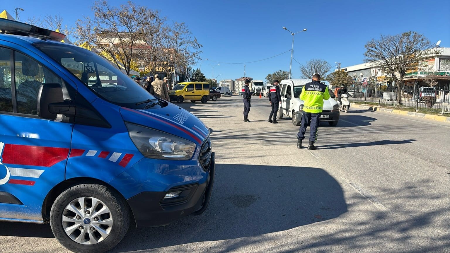 Gaziantep’te jandarmadan ’huzurlu okul önleri-huzurlu sokaklar’ uygulaması
