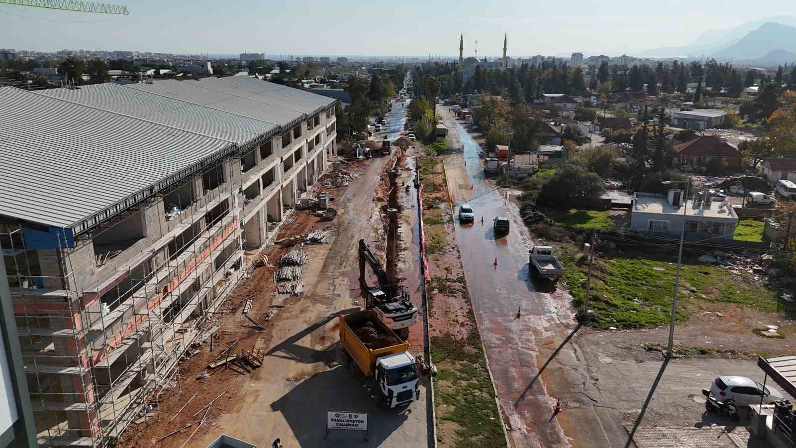 ASAT&rsquo;tan Akdeniz Sanayi Sitesi b&ouml;lgesine yeni kanalizasyon yatırımı
