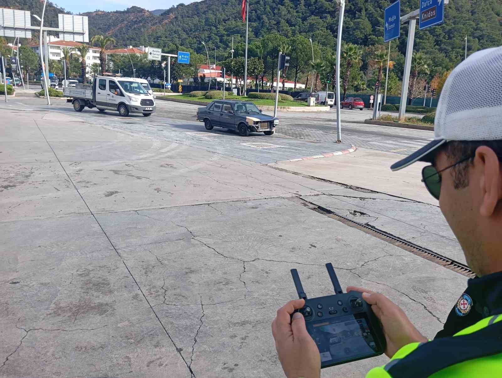 Marmaris&rsquo;te yeni yıl &ouml;ncesi trafik denetimleri sıklaştırıldı
