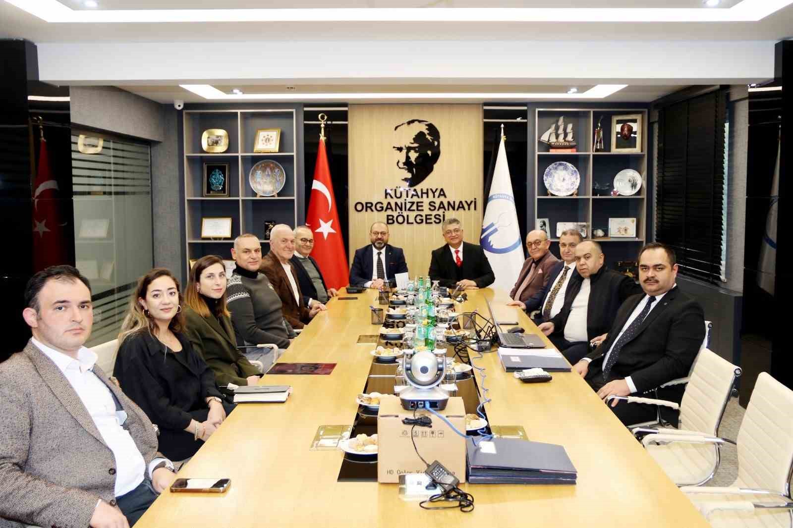 Kütahya’da sanayi ve üniversite güçlerini birleştirdi