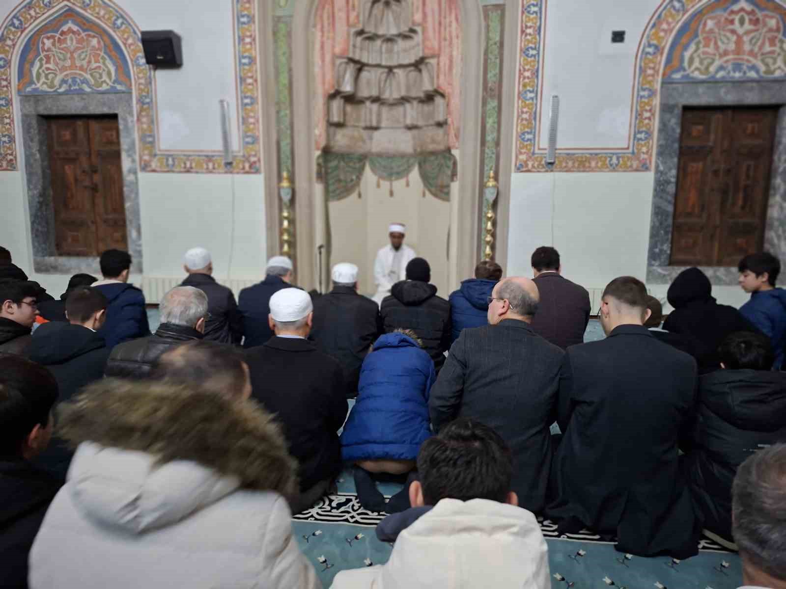 İstiklal Marşı’nın yazarı Akif, Eskişehir’de hatim duasıyla anıldı