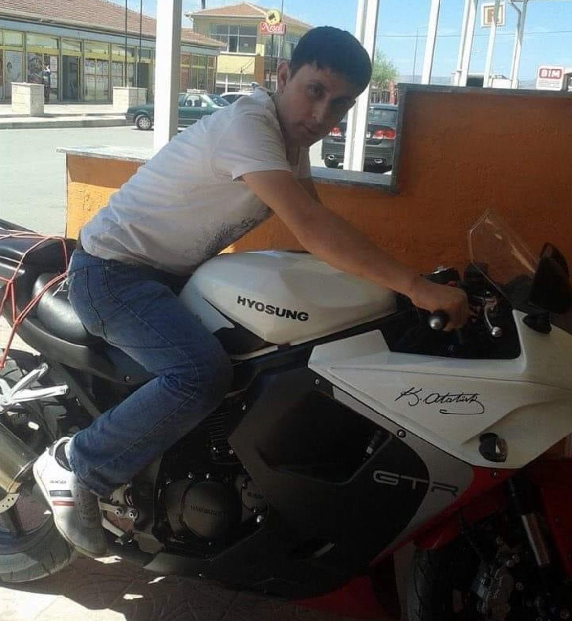 Beraatını istemeyen sanıklara 25 yıl hapis cezası
