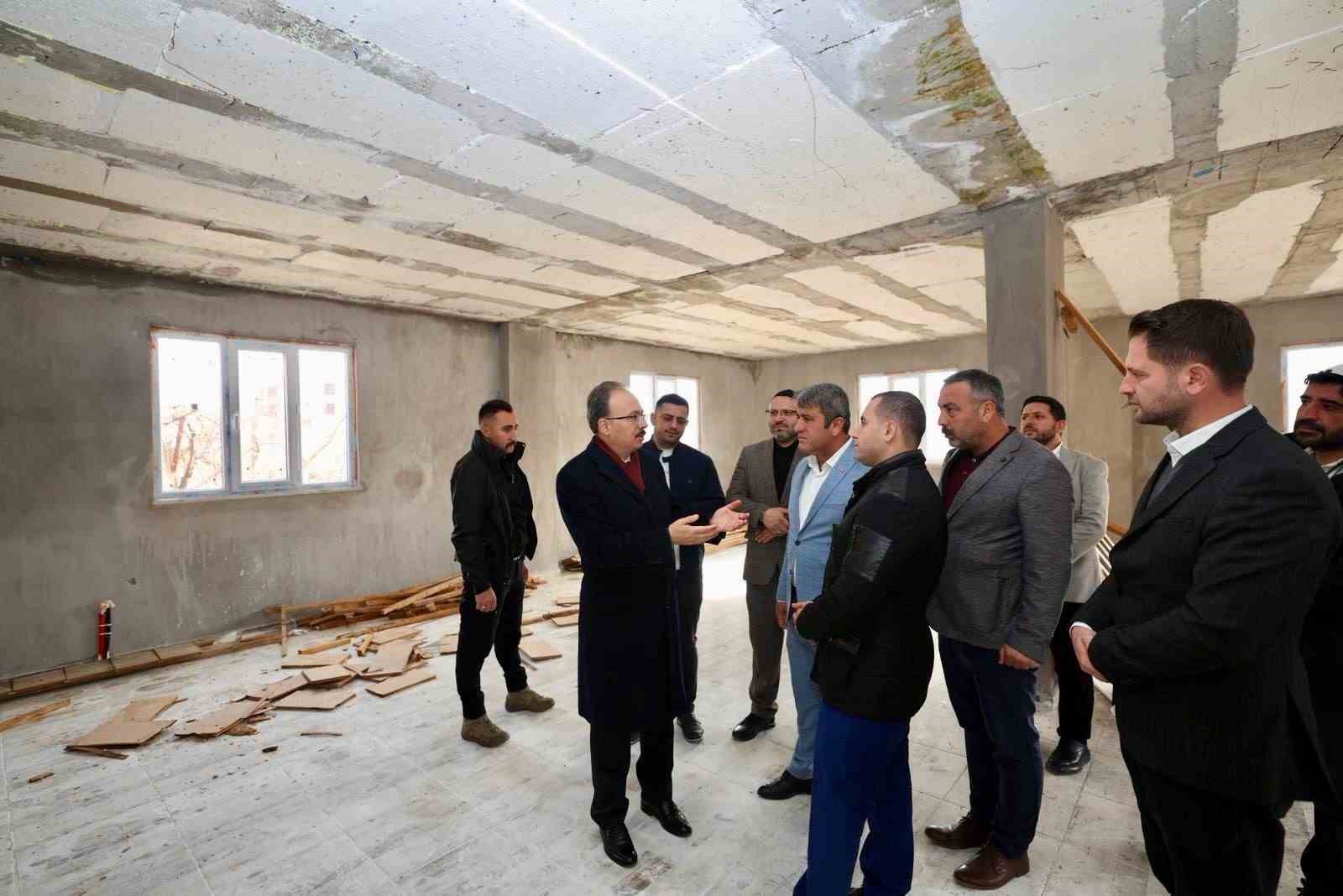 Vali Kızılkaya: "Siirt&rsquo;in her noktasında hizmetler s&uuml;recek"
