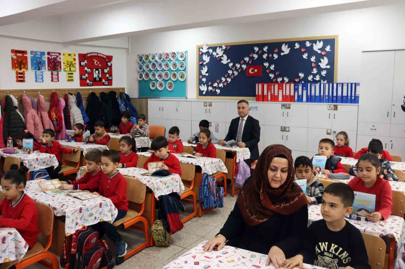 Kayseri’de öğretmenlerin kaleme aldığı 46 kitap ve animasyon öğrencilerle buluşuyor