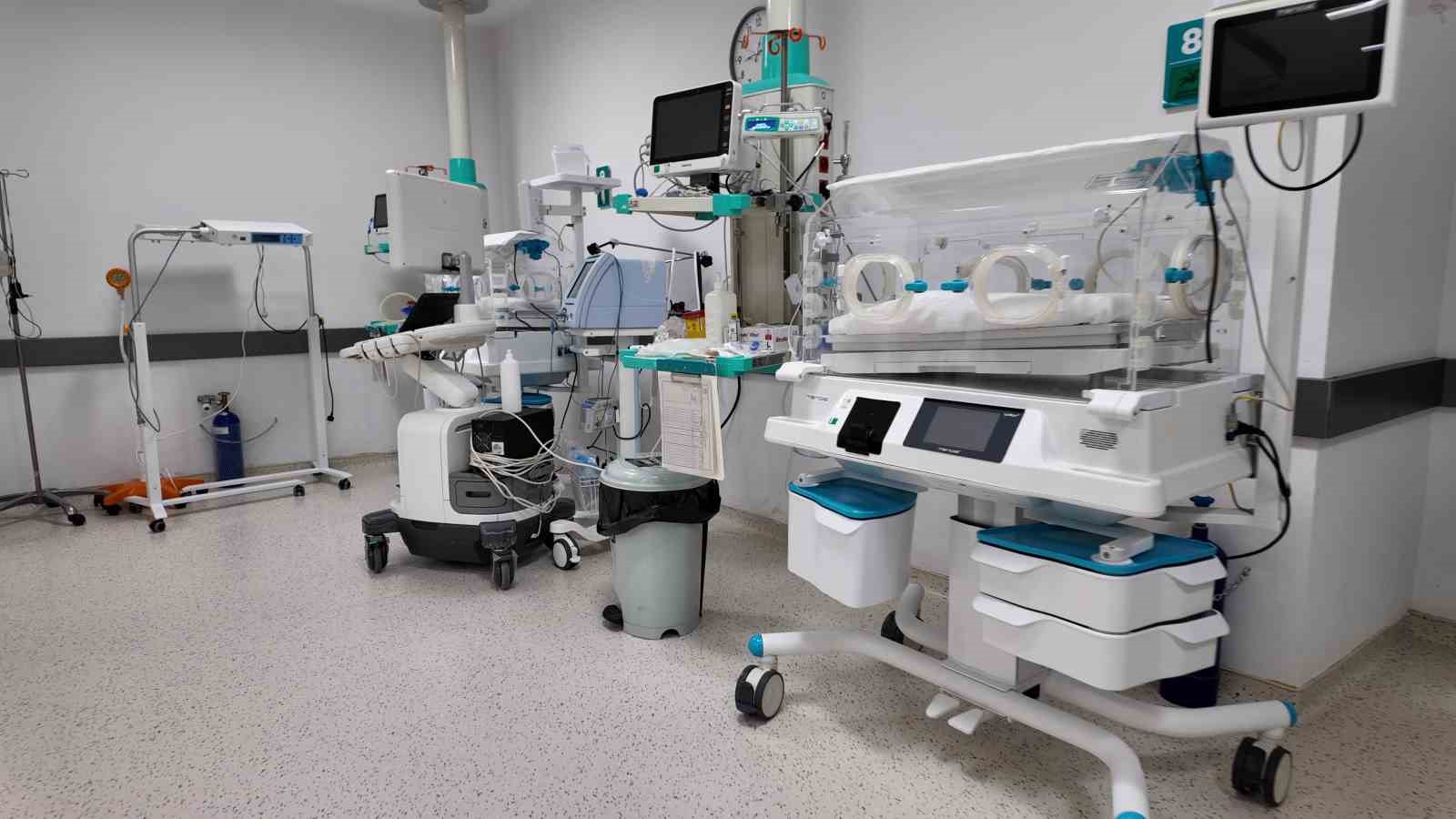 Niğde Eğitim ve Araştırma Hastanesi&rsquo;ne 15 milyon TL&rsquo;lik tıbbi cihaz bağışı
