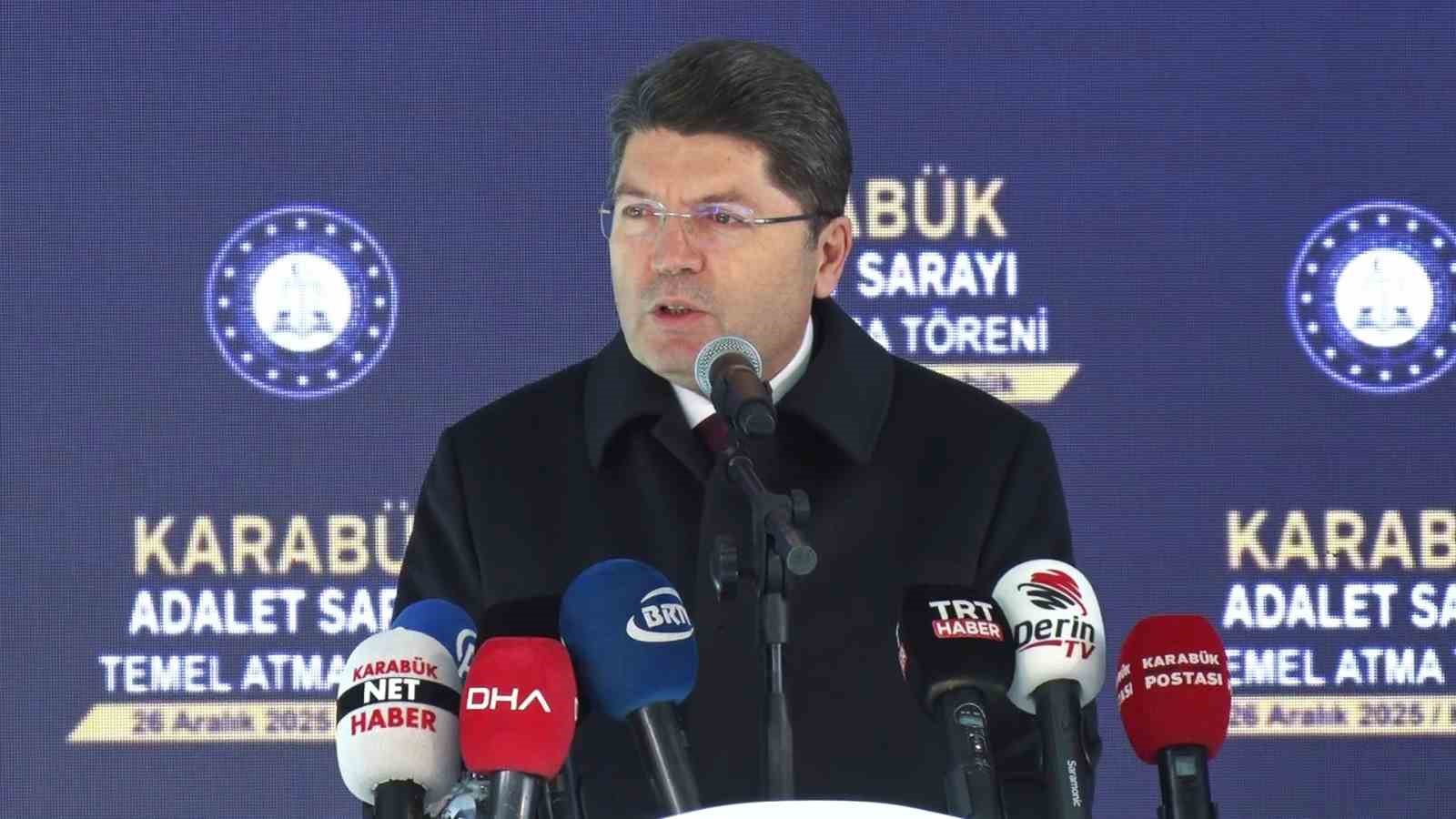 Bakan Tunç: "Adaleti sadece köhne binalardan kurtarmadık, darbecilerin ve vesayetçilerin kontrolünden kurtardık"
