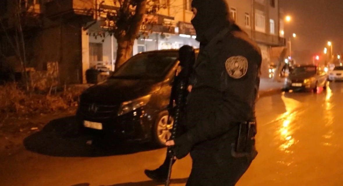 Kayseri emniyetinden yılbaşı öncesi sıkı denetim: Bin 16 şahıs sorgulandı