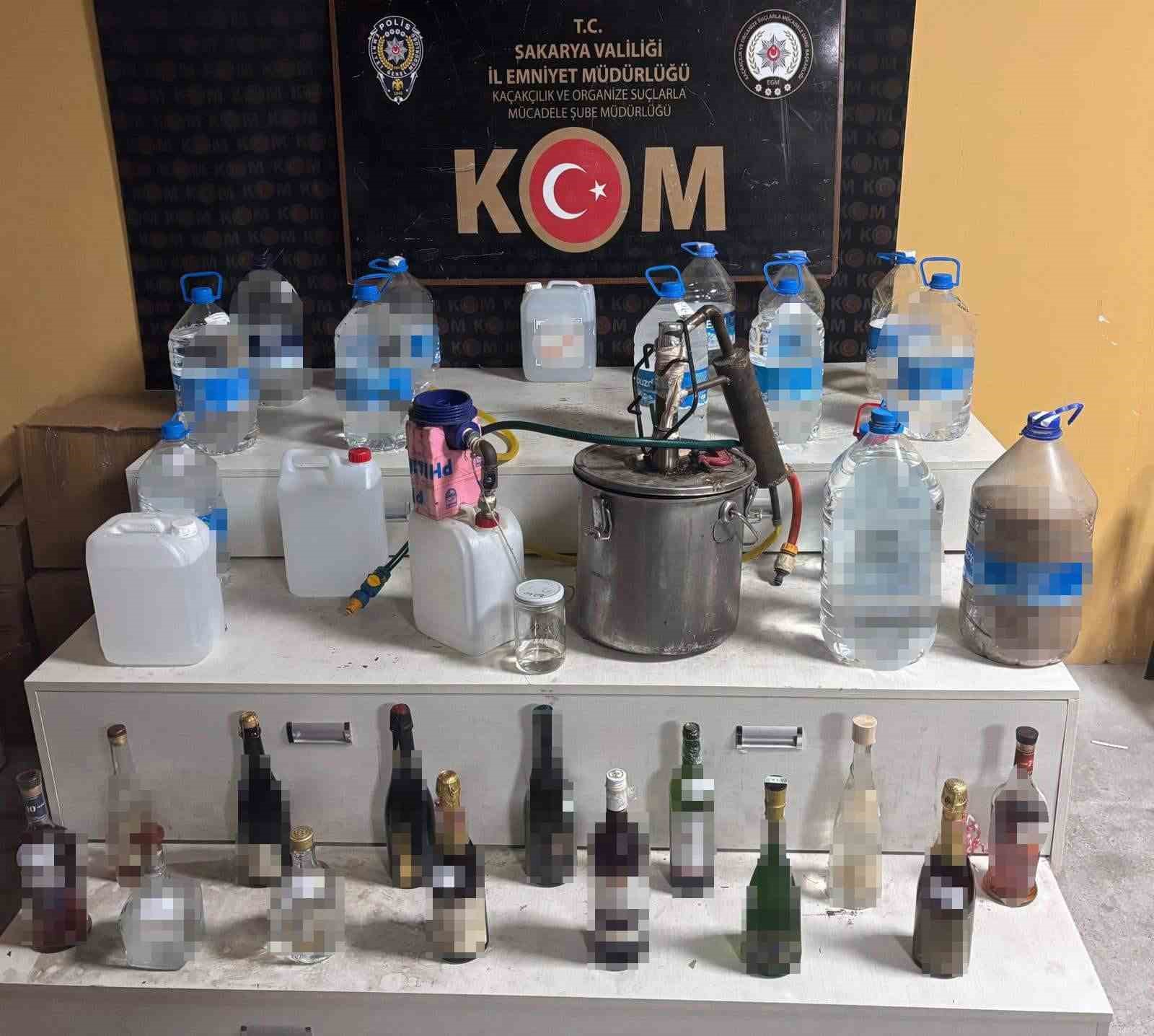 Evini alkol imalathanesine &ccedil;evirmiş
