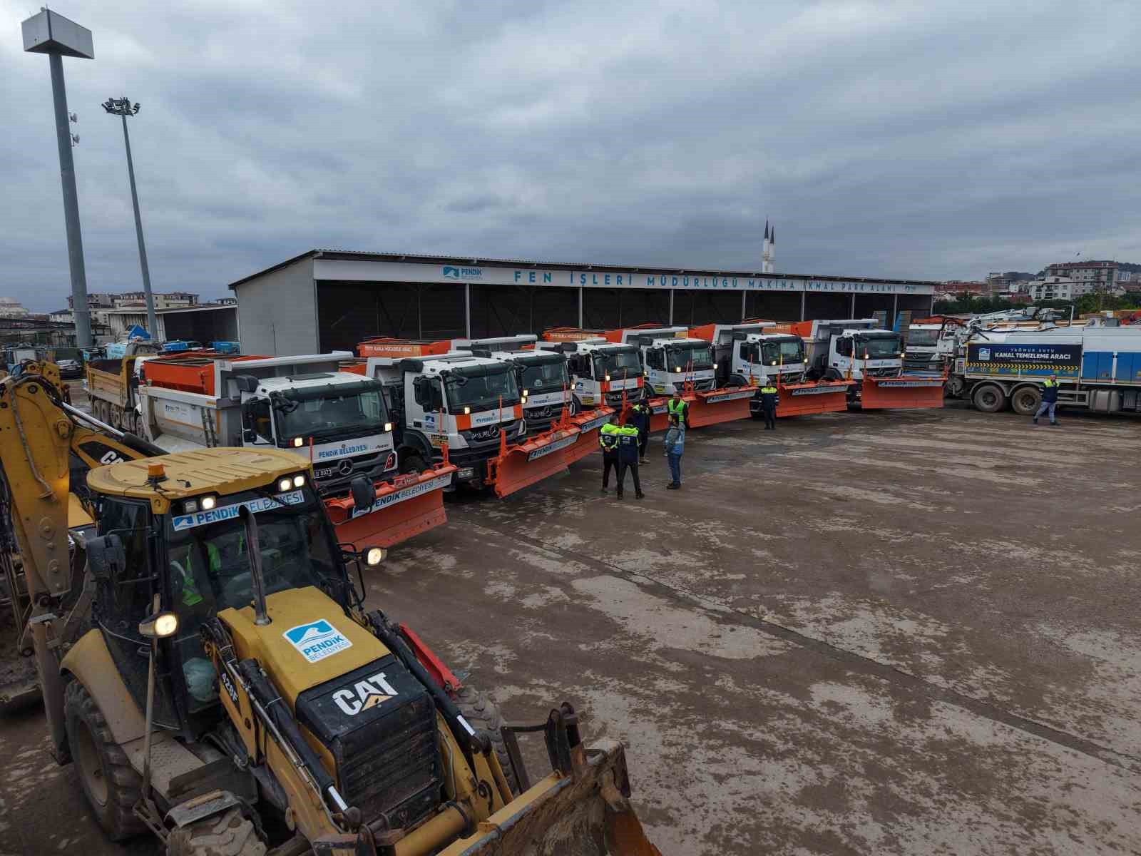 Pendik kışa hazır: Belediye  ekipleri teyakkuzda
