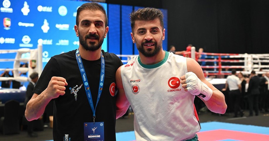 &Ouml;ğretim &uuml;yesi Dr. Gen&ccedil;oğlu, d&uuml;nya ikincisi oldu
