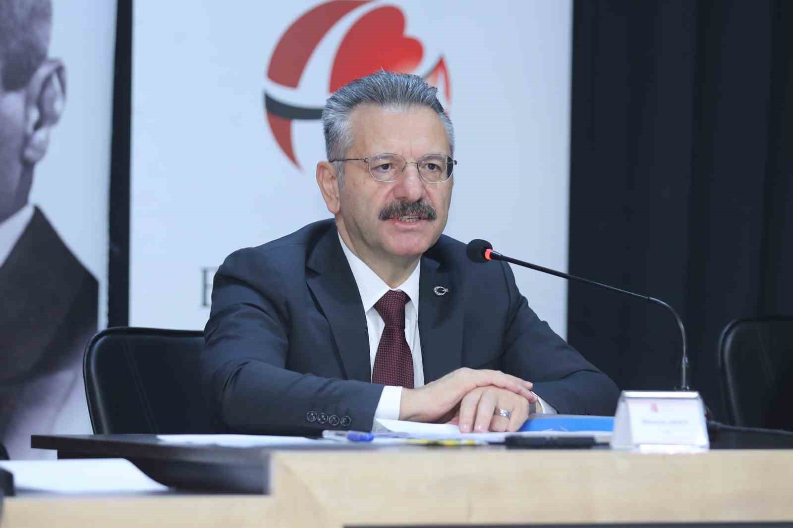 Vali Aksoy, muhtarlar ile bir araya geldi
