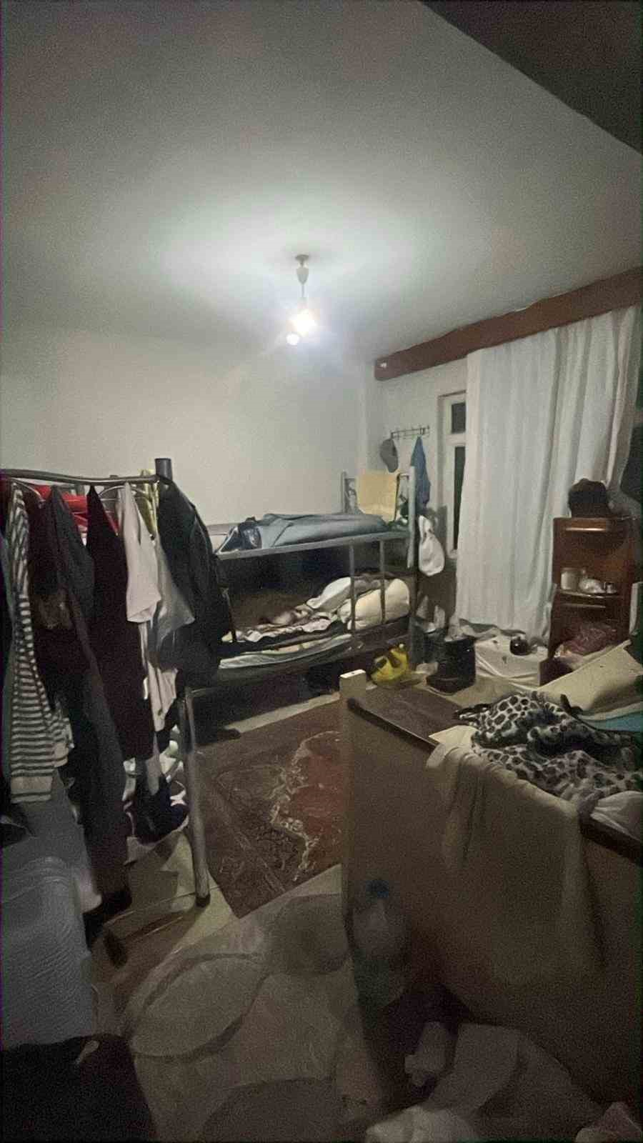 Bağcılar’da kaçak göçmen operasyonunda 78 göçmen yakalandı: 6 şüpheli gözaltında