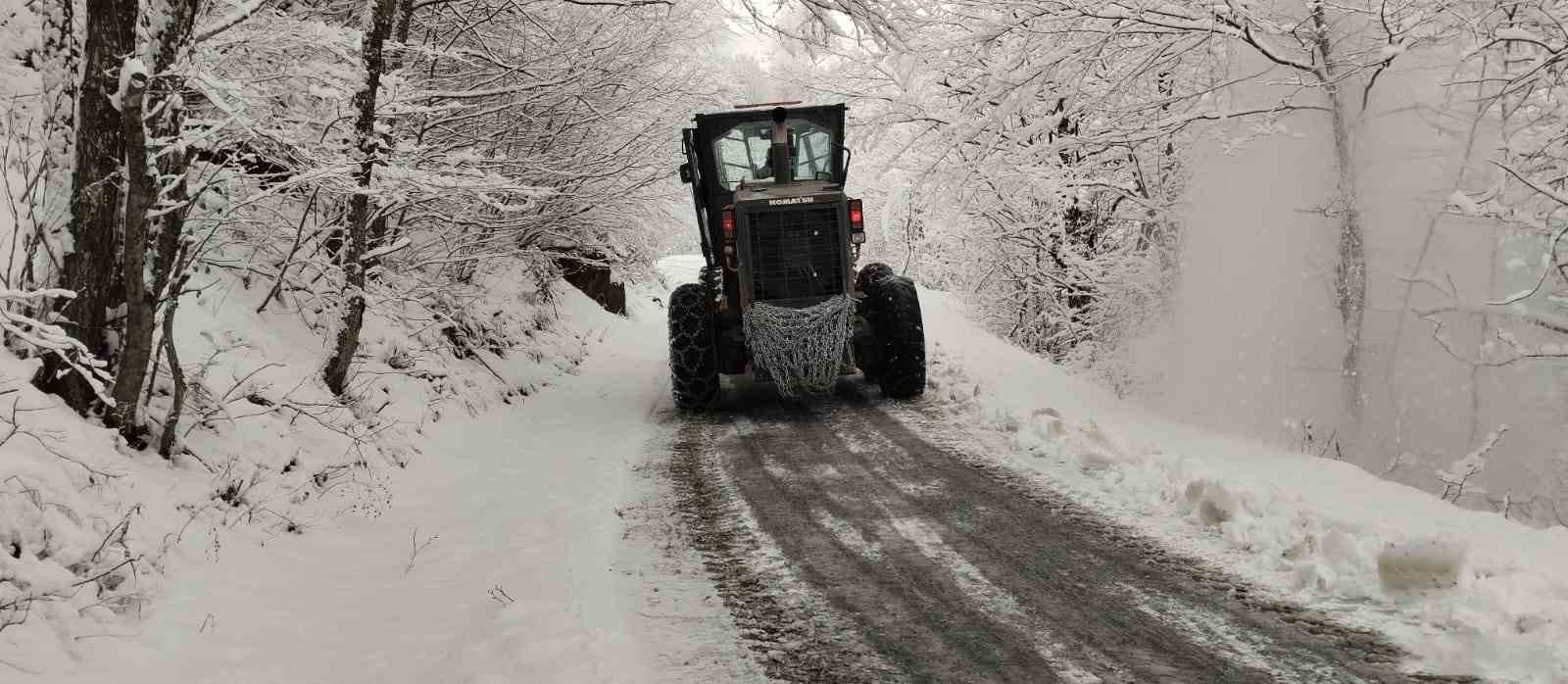 Trabzon’da belediye ekipleri hasta vatandaşın imdadına yetişti