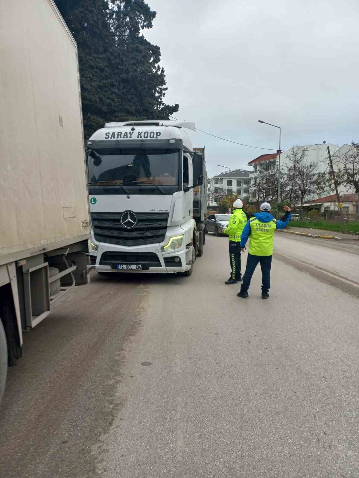 Büyükşehir, ağır tonajlı araç denetimlerini sürdürüyor

