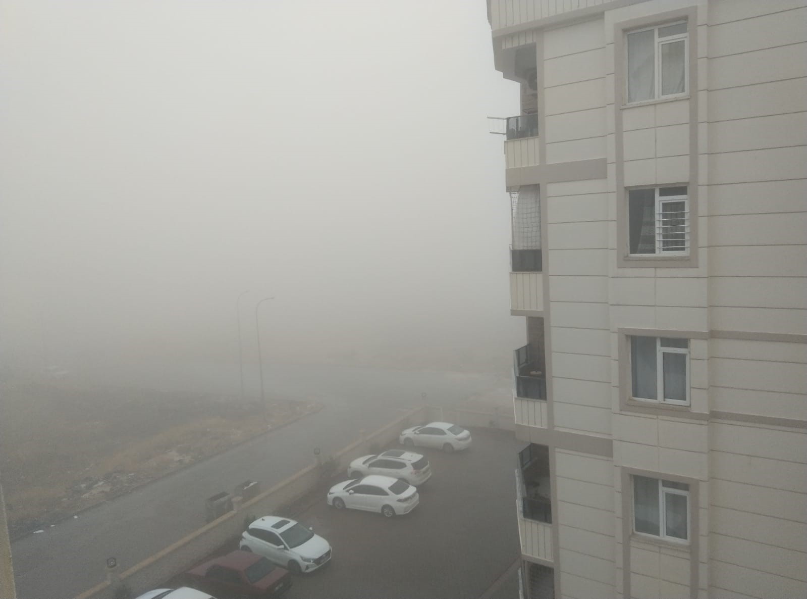 Şanlıurfa’da sis bulutu etkili oldu