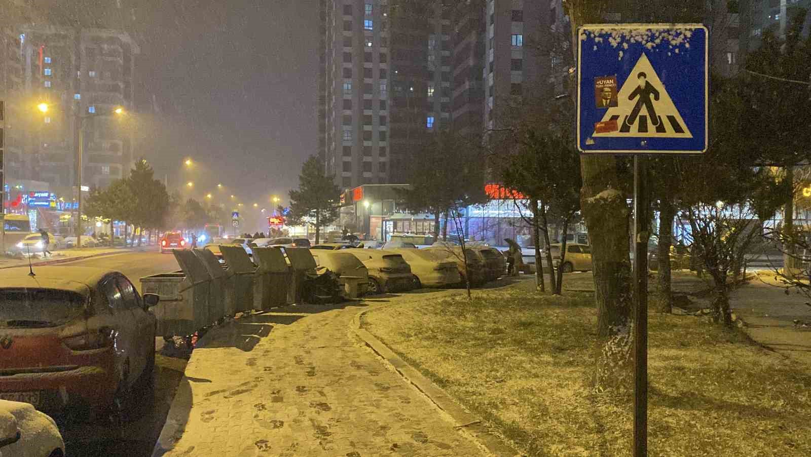 Kastamonu&rsquo;da kar yağışı etkili oluyor
