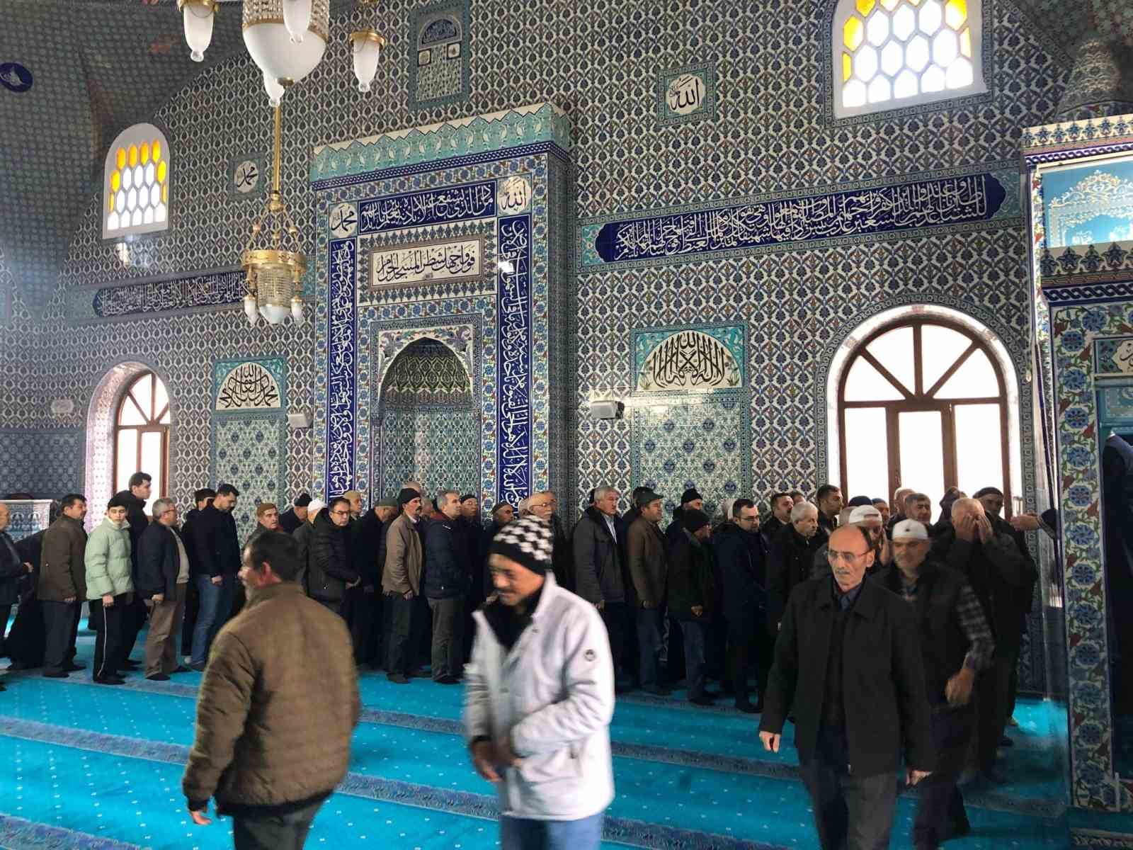 Emet’te Sakal-ı Şerif ziyaretine yoğun ilgi